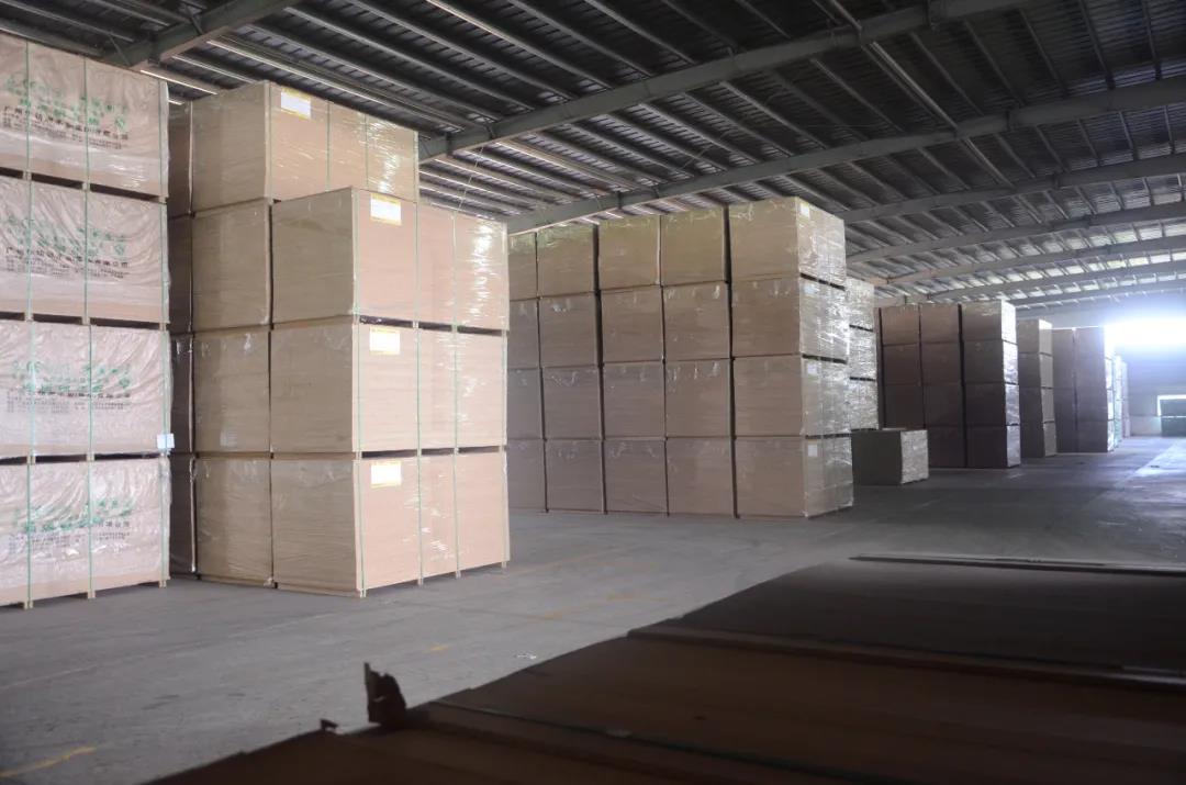 保障无醛添加,华洲金品澳桉板都做了这些事!(图3) 保障无醛添加,华洲金品澳桉板都做了这些事!(图3)